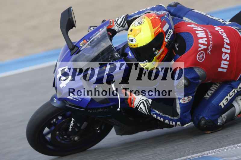 /Archiv-2024/01 26.-28.01.2024 Moto Center Thun Jerez/Gruppe schwarz-black/44